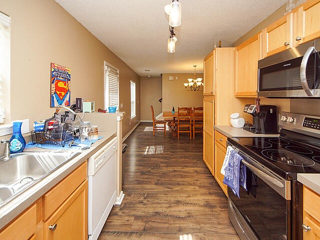 705 State Rd S-8-977 Moncks Corner, SC 29461 - Photo 10 of 25 11