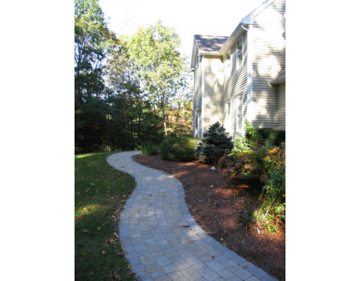 17 Maynard Road Berlin, MA 01503 - Photo 19 of 30 Gallery Image 19