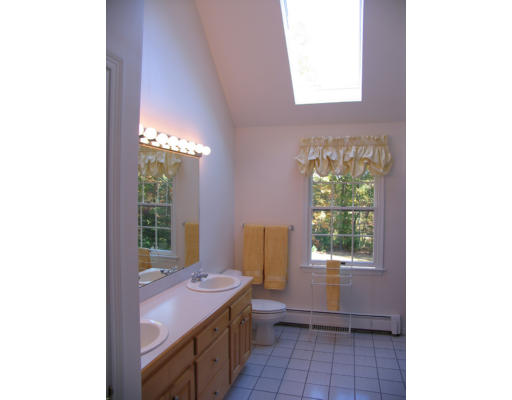 17 Maynard Road Berlin, MA 01503 - Photo 20 of 30 Gallery Image 20