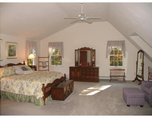17 Maynard Road Berlin, MA 01503 - Photo 26 of 30 Gallery Image 26