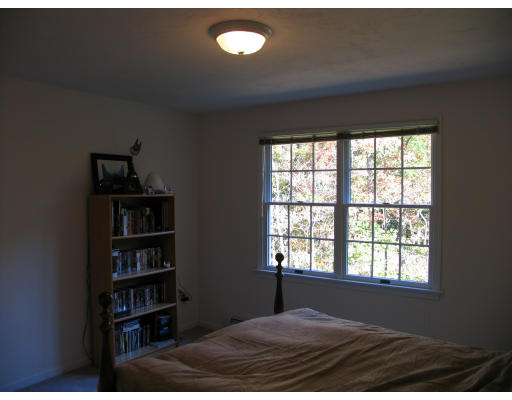 17 Maynard Road Berlin, MA 01503 - Photo 8 of 30 Gallery Image 8
