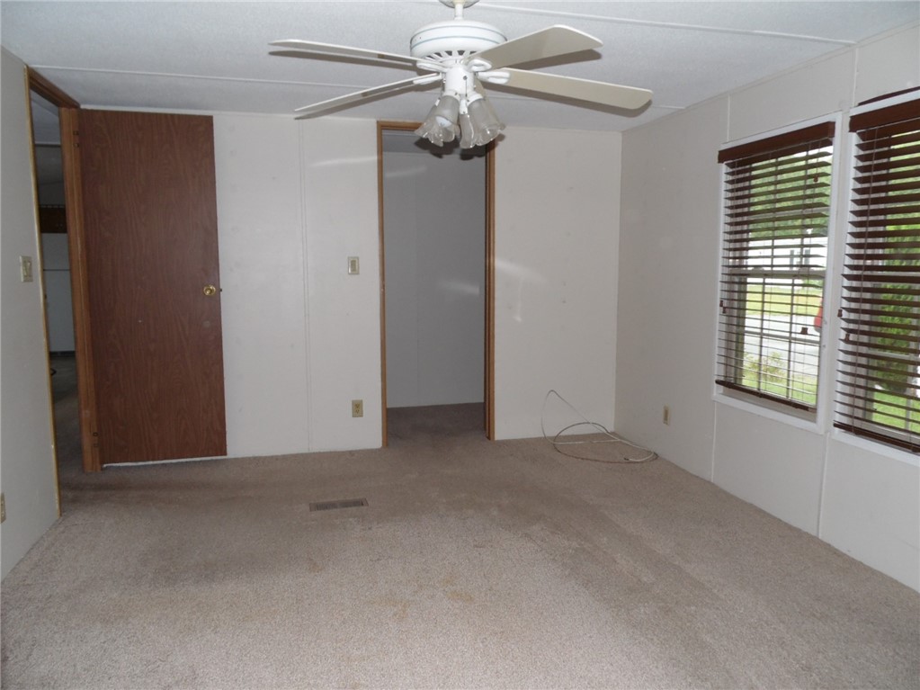 25 Lear Drive Coventry, RI 02816 - Photo 20 of 24 Primary bedroom w/walk in closet