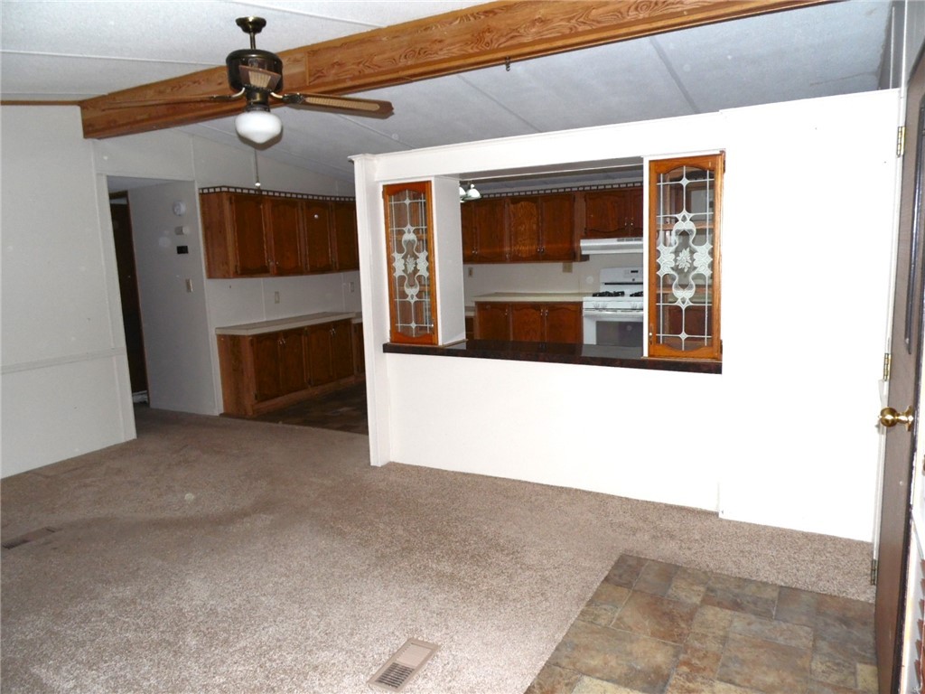 25 Lear Drive Coventry, RI 02816 - Photo 4 of 24 Easy access to eat in kitchen