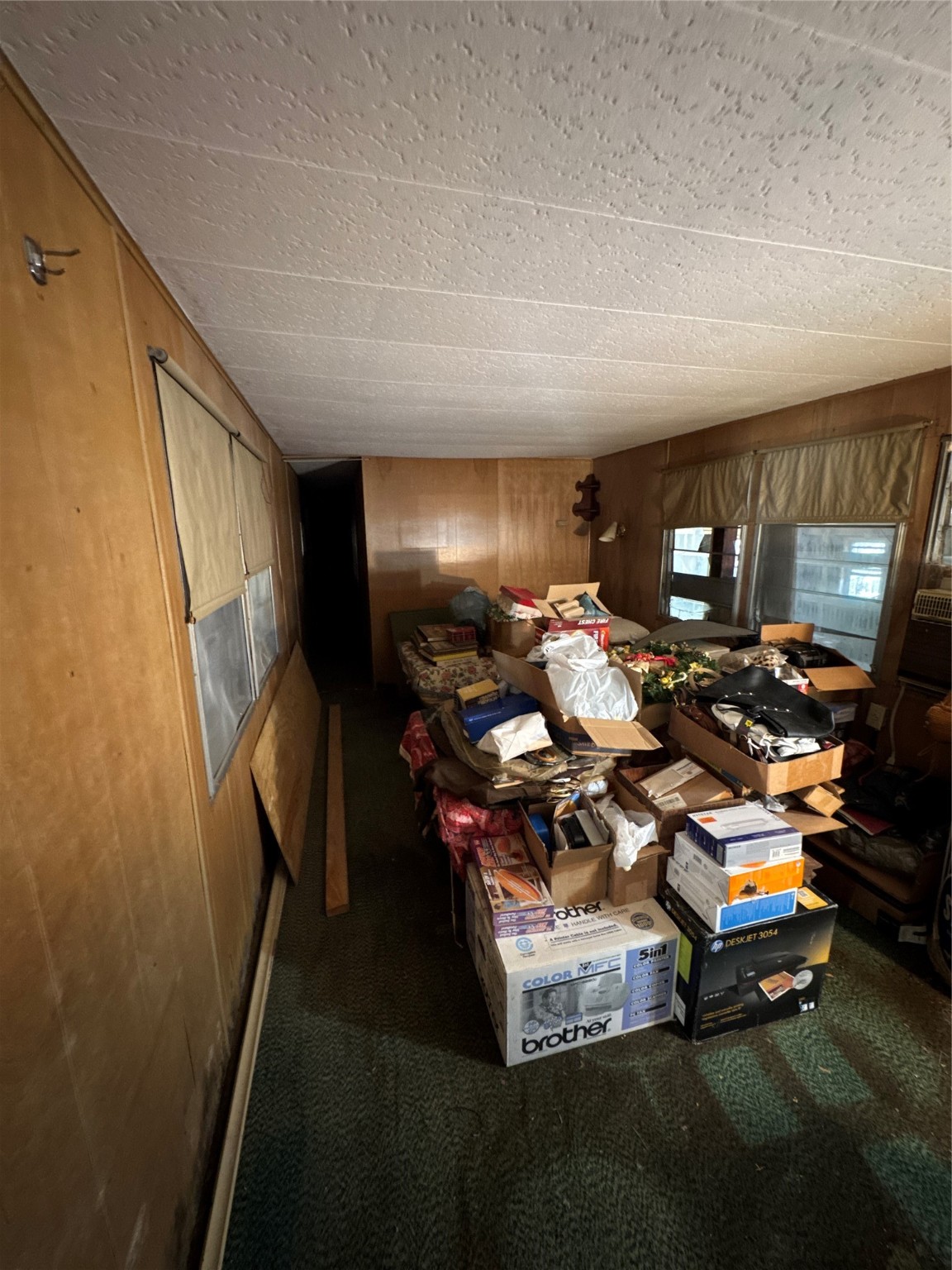 263 County Road 355 Jasper, TX 75951 - Photo 37 of 45 a gym equipment sitting in a room next to a window