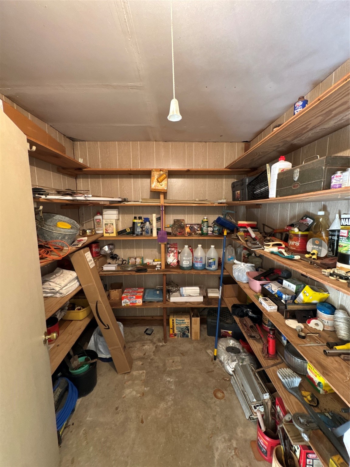 263 County Road 355 Jasper, TX 75951 - Photo 6 of 45 a view of a room with racks