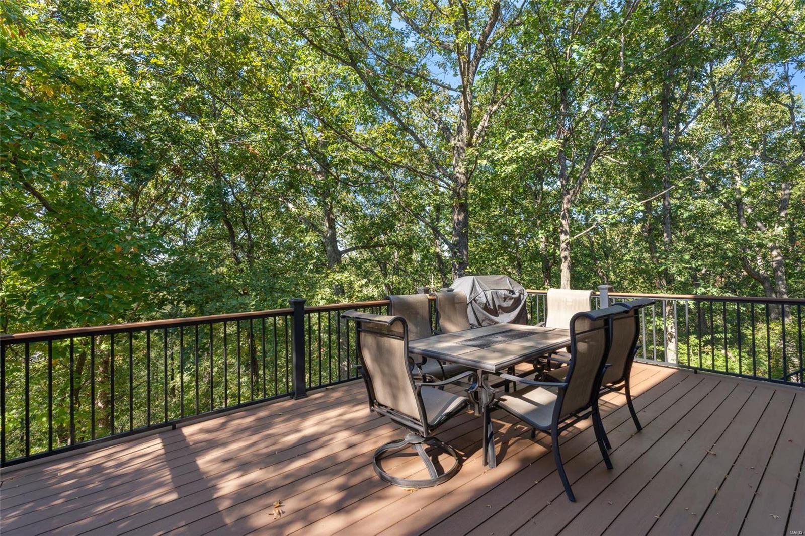 701 Castle Ridge Drive Ballwin, MO 63021 - Photo 30 of 36 Gallery Image 30