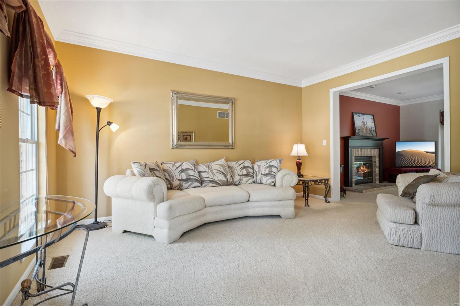 701 Castle Ridge Drive Ballwin, MO 63021 - Photo 5 of 36 Gallery Image 5