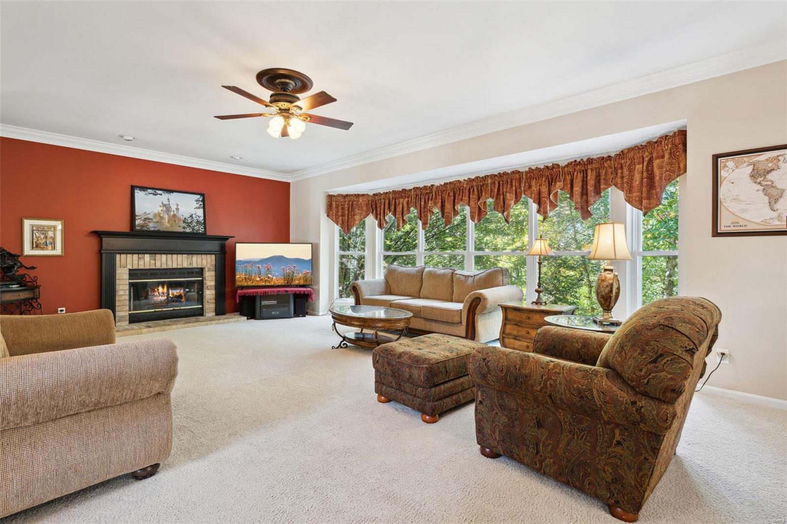 701 Castle Ridge Drive Ballwin, MO 63021 - Photo 7 of 36 Gallery Image 7