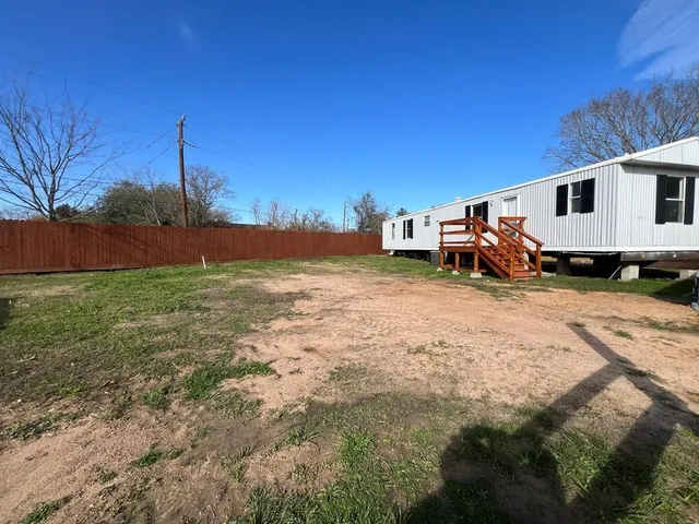 $1,500 | 35226 Free Lane, Pinehurst, TX 77362