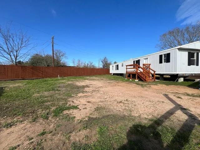 $1,500 | 35226 Free Lane, Pinehurst, TX 77362