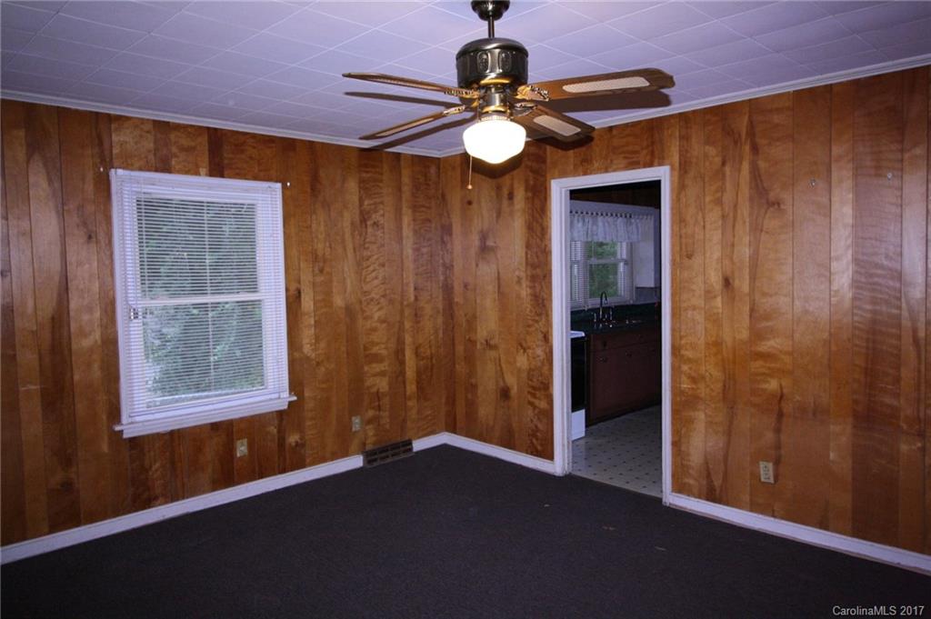 1035 North Ransom Street Gastonia, NC 28052 - Photo 2 of 23 Gallery Image 2