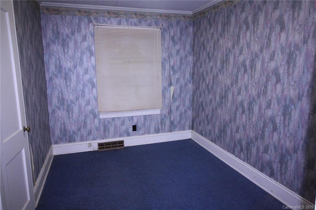 1035 North Ransom Street Gastonia, NC 28052 - Photo 13 of 23 Gallery Image 13