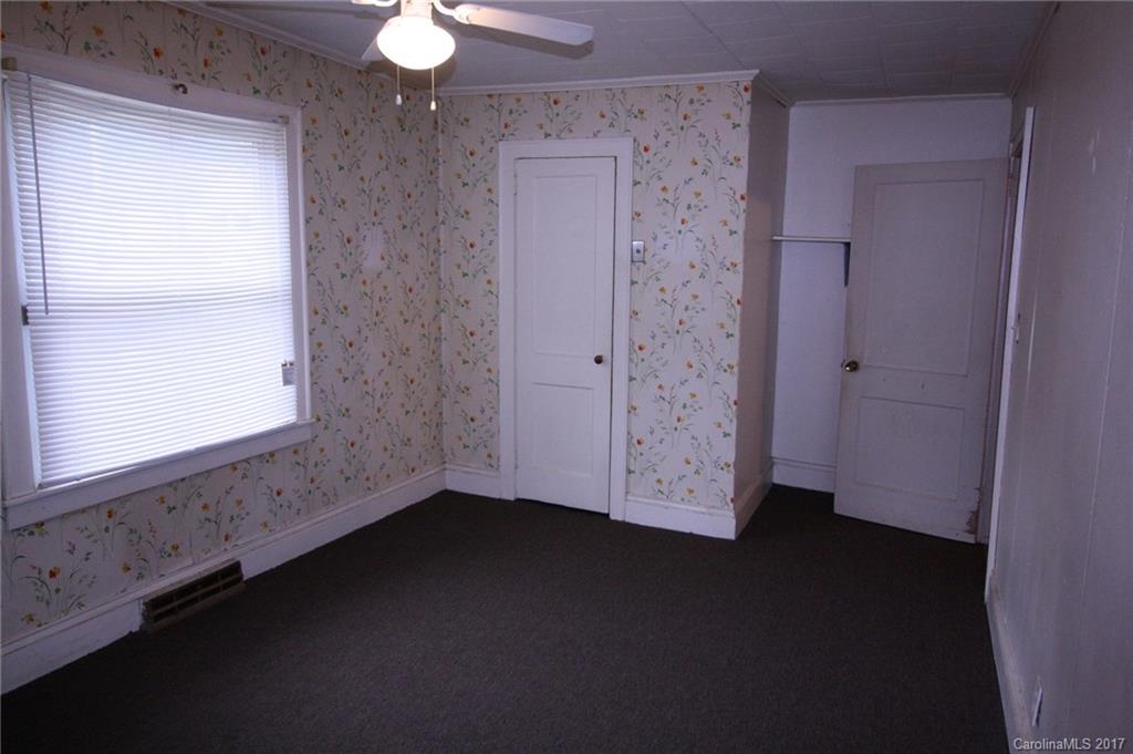 1035 North Ransom Street Gastonia, NC 28052 - Photo 16 of 23 Gallery Image 16