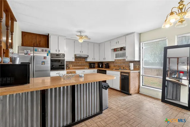 $450,000 | 3465 Farm To Market 1715, Lampasas, TX 76550