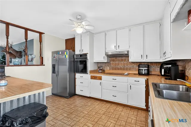 $450,000 | 3465 Farm To Market 1715, Lampasas, TX 76550