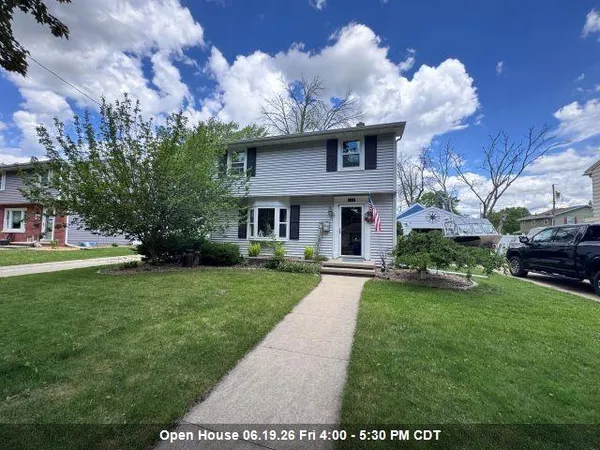 $389,900 | 1118 West Parkway Boulevard, Appleton, WI 54914
