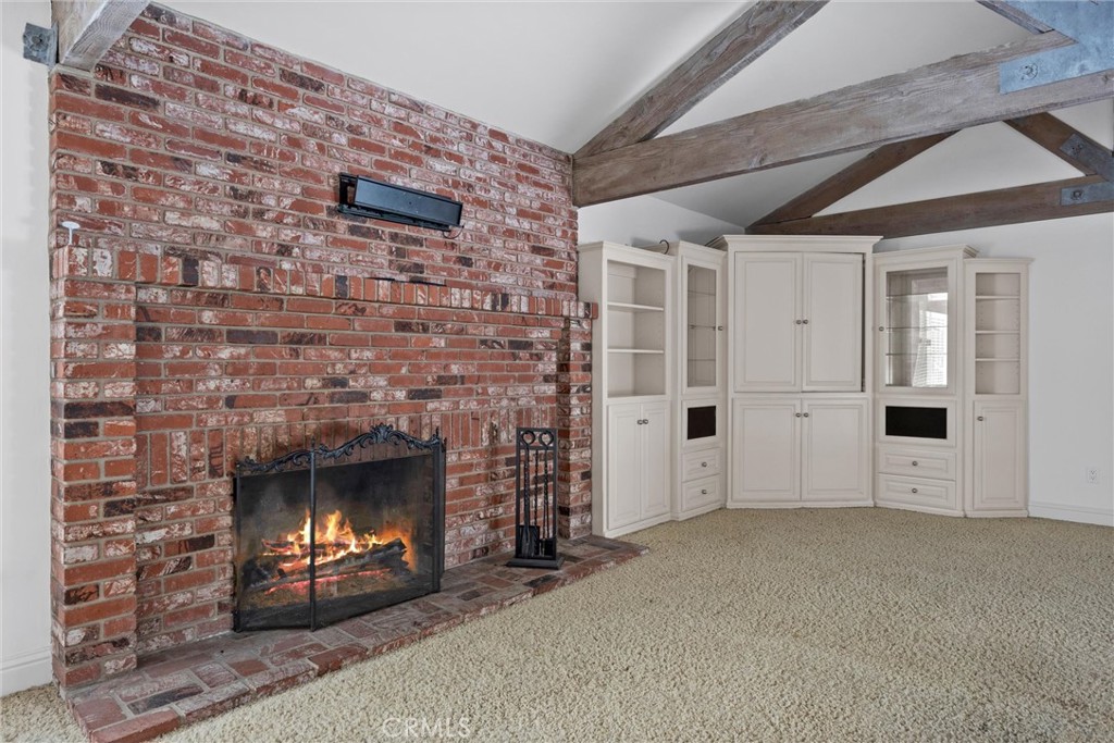 11717 Old Town Road Bakersfield, CA 93312 - Photo 24 of 61 a view of empty room with a fireplace