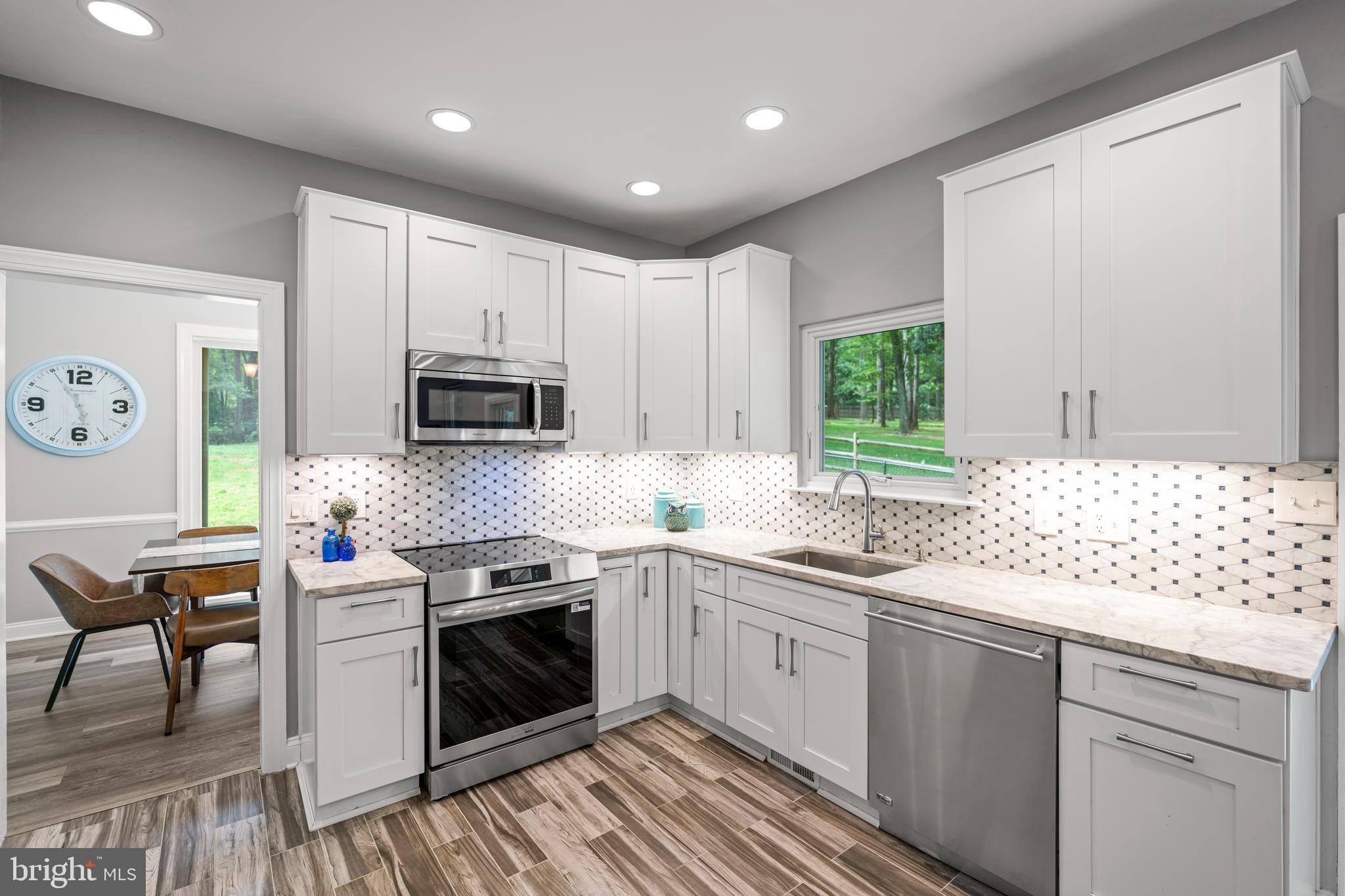 22247 Watson Road Leesburg, VA 20175 - Photo 3 of 54 Gallery Image 3