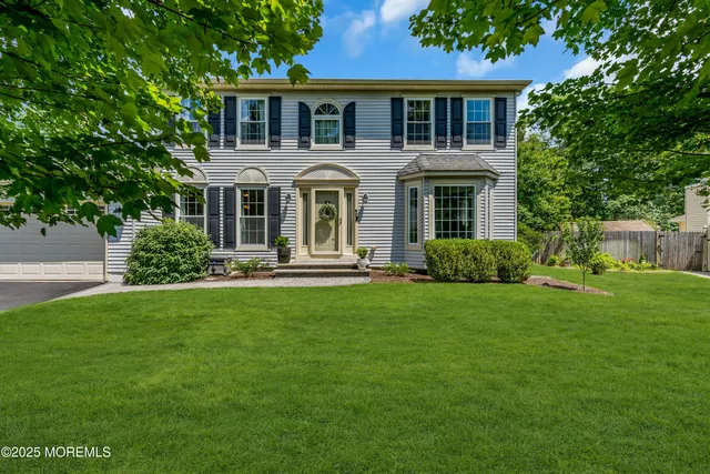 $810,000 | 40 Marc, Howell, NJ 07731