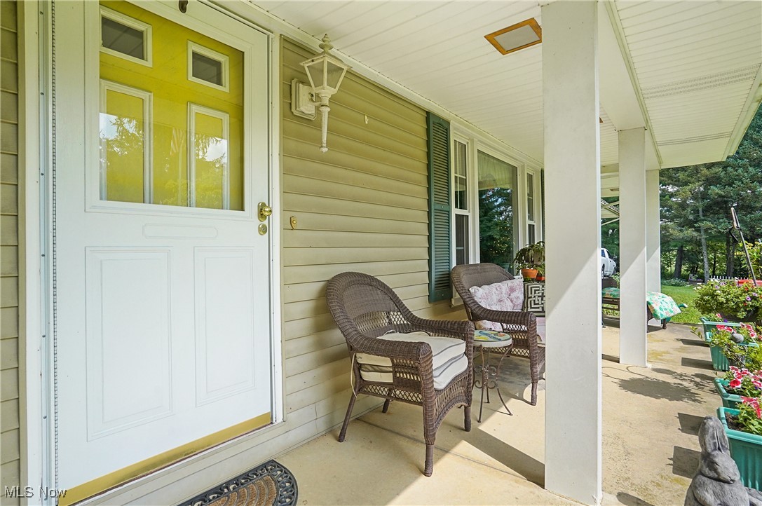 12221 Chamberlain Road Aurora, OH 44202 - Photo 7 of 50 Gallery Image 7