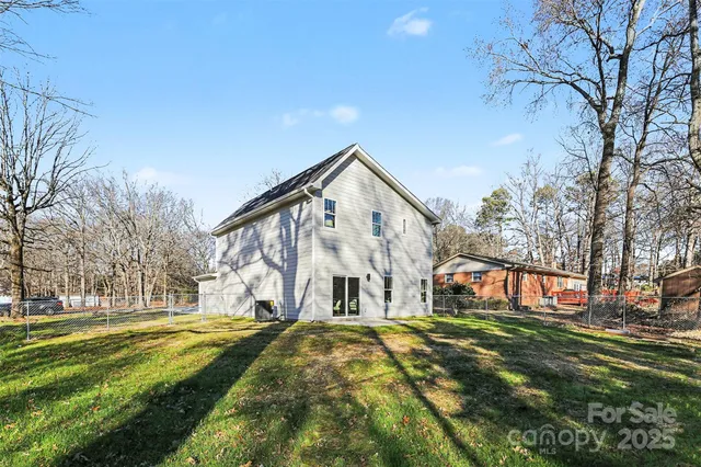 $449,500 | 300 Cedarwood Lane, Stallings, NC 28104