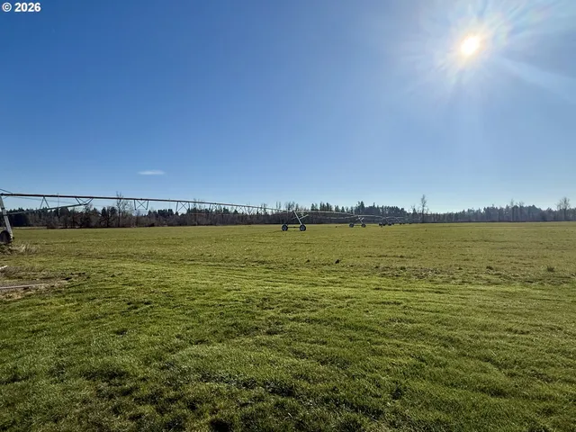 a view of a lake with houses