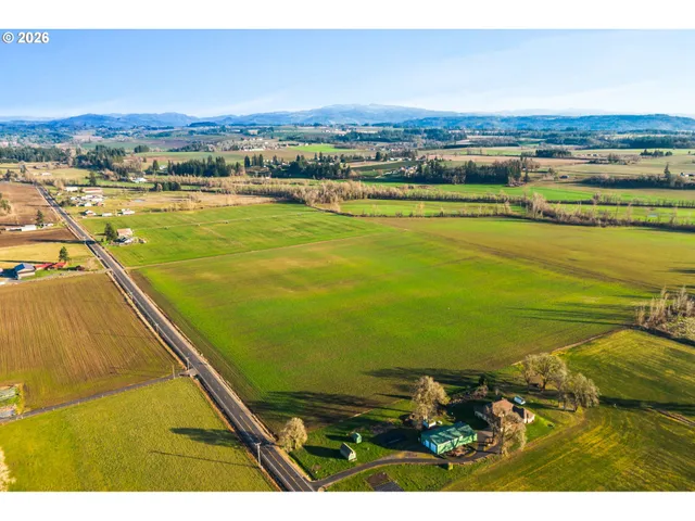 $1,295,000 | 39340 Shelburn Drive, Scio, OR 97374