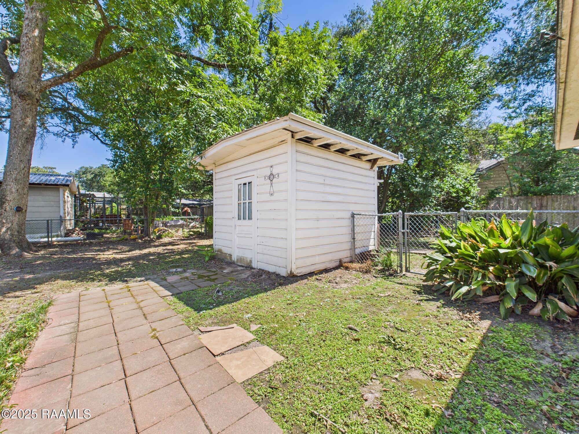 1618 West St Mary Boulevard, Unit LEFT Lafayette, LA 70506 - Photo 16 of 18 CAM04252G0-PR0124-STILL016