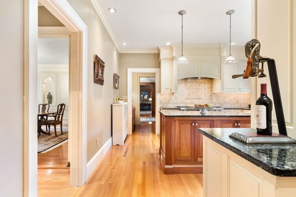 13 Rutland Terrace Worcester, MA 01609 - Photo 18 of 42 Gallery Image 18