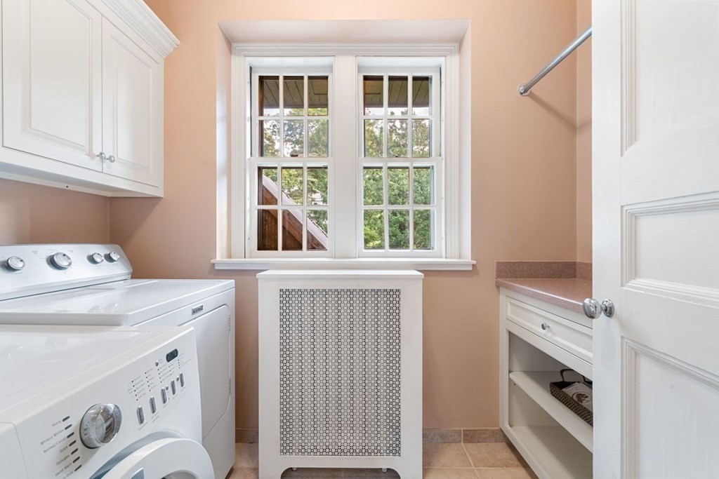 13 Rutland Terrace Worcester, MA 01609 - Photo 21 of 42 Gallery Image 21