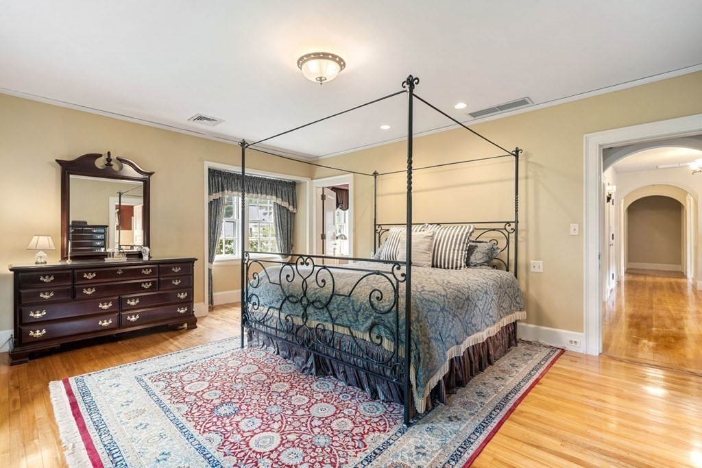 13 Rutland Terrace Worcester, MA 01609 - Photo 25 of 42 Gallery Image 25