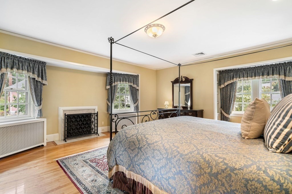 13 Rutland Terrace Worcester, MA 01609 - Photo 26 of 42 Gallery Image 26
