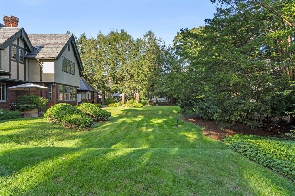 13 Rutland Terrace Worcester, MA 01609 - Photo 38 of 42 Gallery Image 38