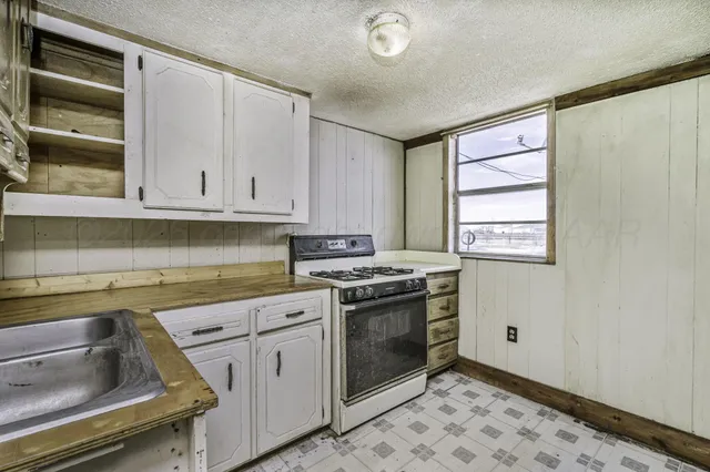 $275,000 | 8275 County Road 4, Pampa, TX 79065