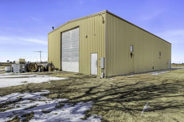 $275,000 | 8275 County Road 4, Pampa, TX 79065