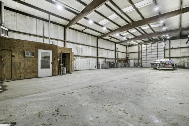 $275,000 | 8275 County Road 4, Pampa, TX 79065