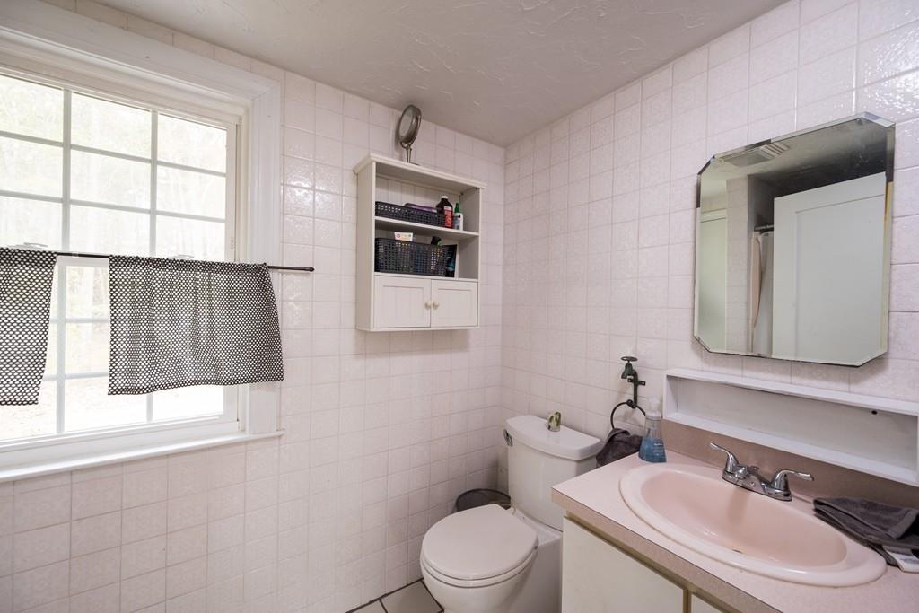 10 Fallon Point Hanson, MA 02341 - Photo 20 of 32 Gallery Image 20