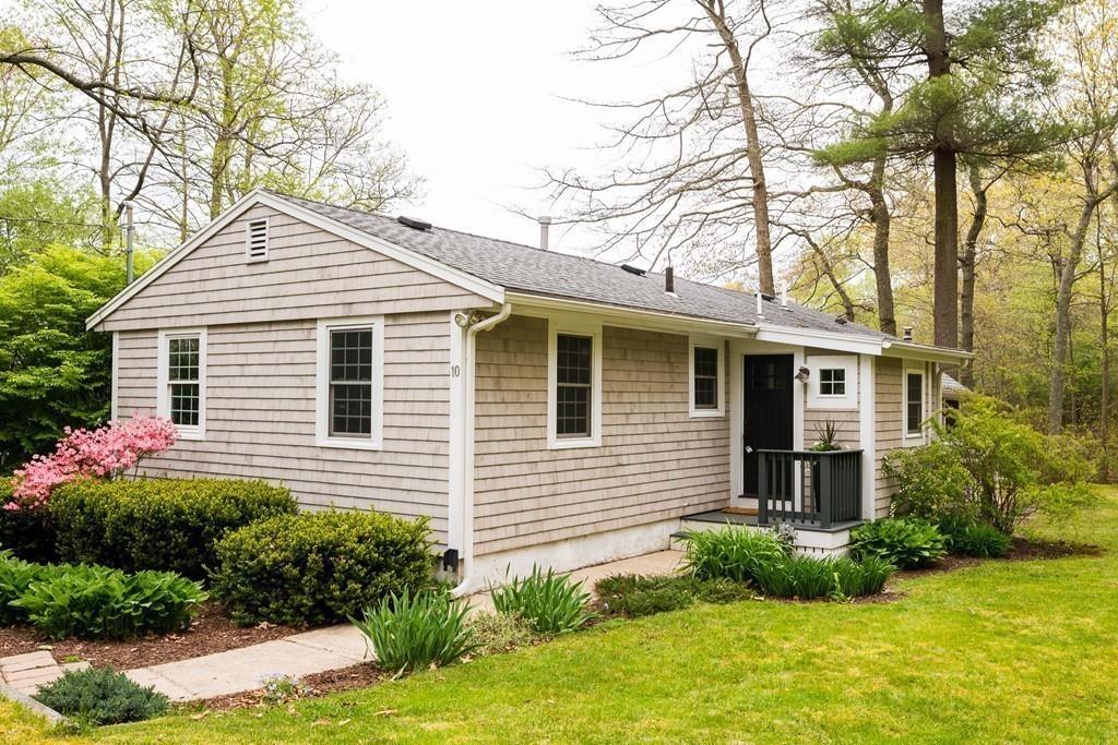 10 Fallon Point Hanson, MA 02341 - Photo 32 of 32 Gallery Image 32