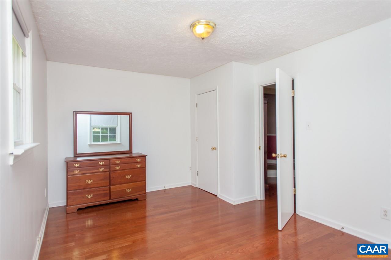 4202 Blenheim Road Charlottesville, VA 22902 - Photo 12 of 27 Gallery Image 12