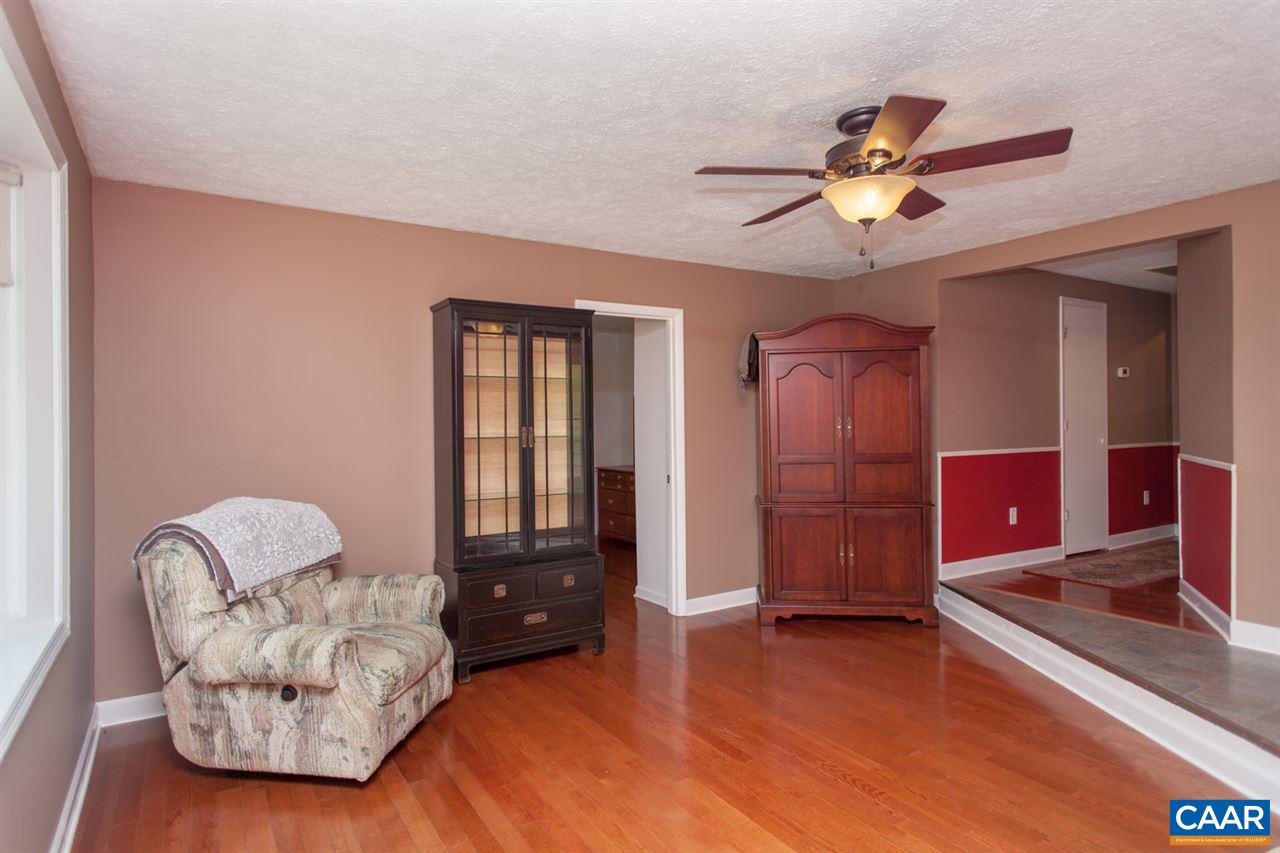4202 Blenheim Road Charlottesville, VA 22902 - Photo 7 of 27 Gallery Image 7