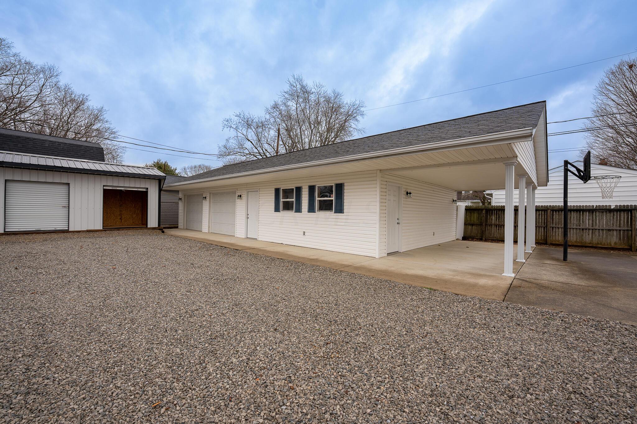 360 Midland Road Chillicothe, OH 45601 - Photo 8 of 68 1-58