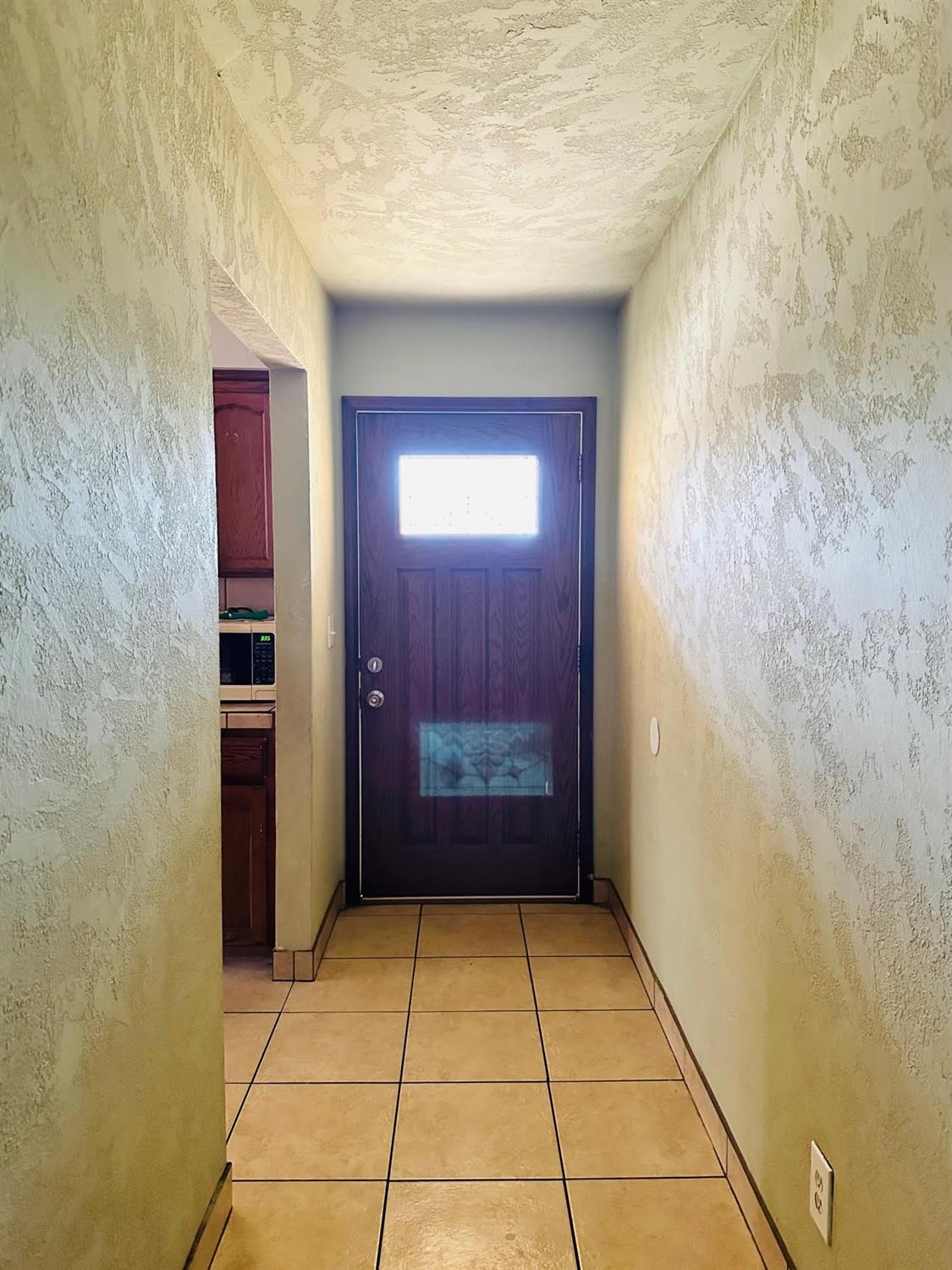 1421 Merced Street Madera, CA 93638 - Photo 13 of 17 Gallery Image 13