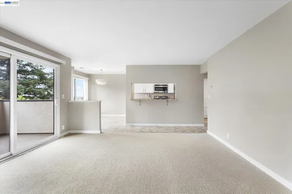 $475,000 | 21109 Gary Drive, Unit 203, Hayward, CA 94546