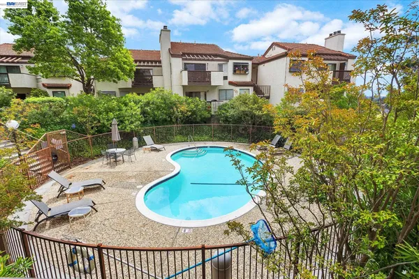 $475,000 | 21109 Gary Drive, Unit 203, Hayward, CA 94546