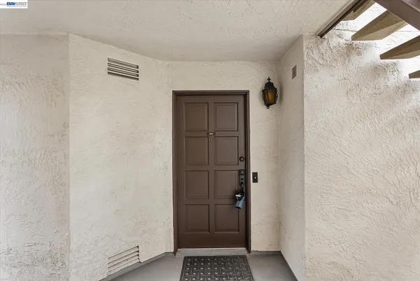 $475,000 | 21109 Gary Drive, Unit 203, Hayward, CA 94546