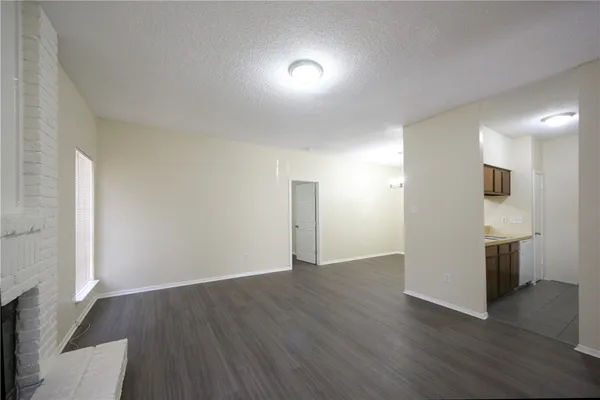 $1,095 | 11611 April Drive, Unit A, Austin, TX 78753