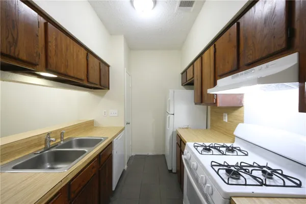 $1,095 | 11611 April Drive, Unit A, Austin, TX 78753