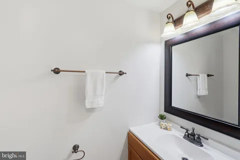 $430,000 | 13780 Lark Song Drive, Germantown, MD 20874