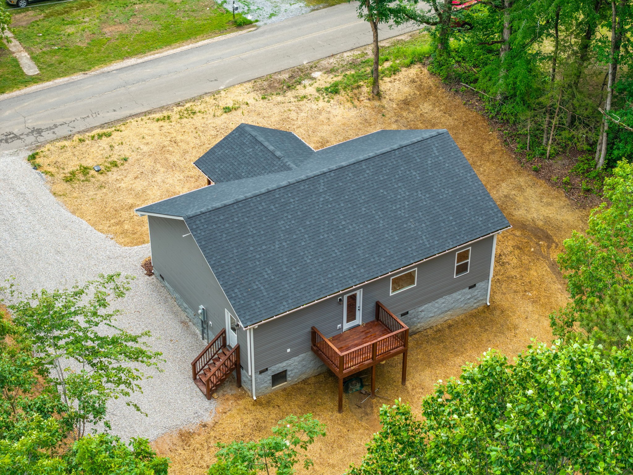 690 Brazzle Road Waverly, TN 37185 - Photo 33 of 35