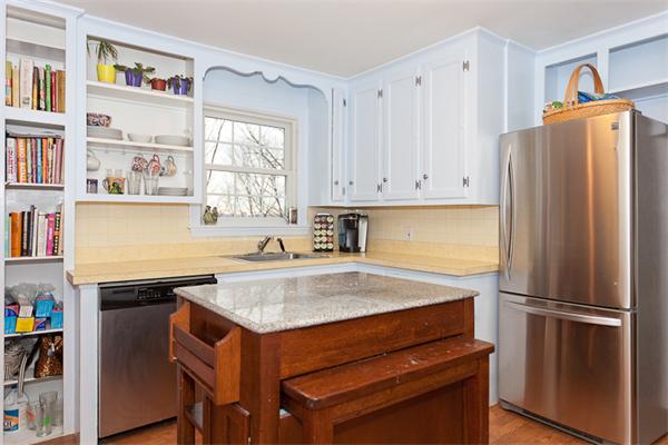 40 Pleasant View Road Arlington, MA 02476 - Photo 9 of 20 Gallery Image 9